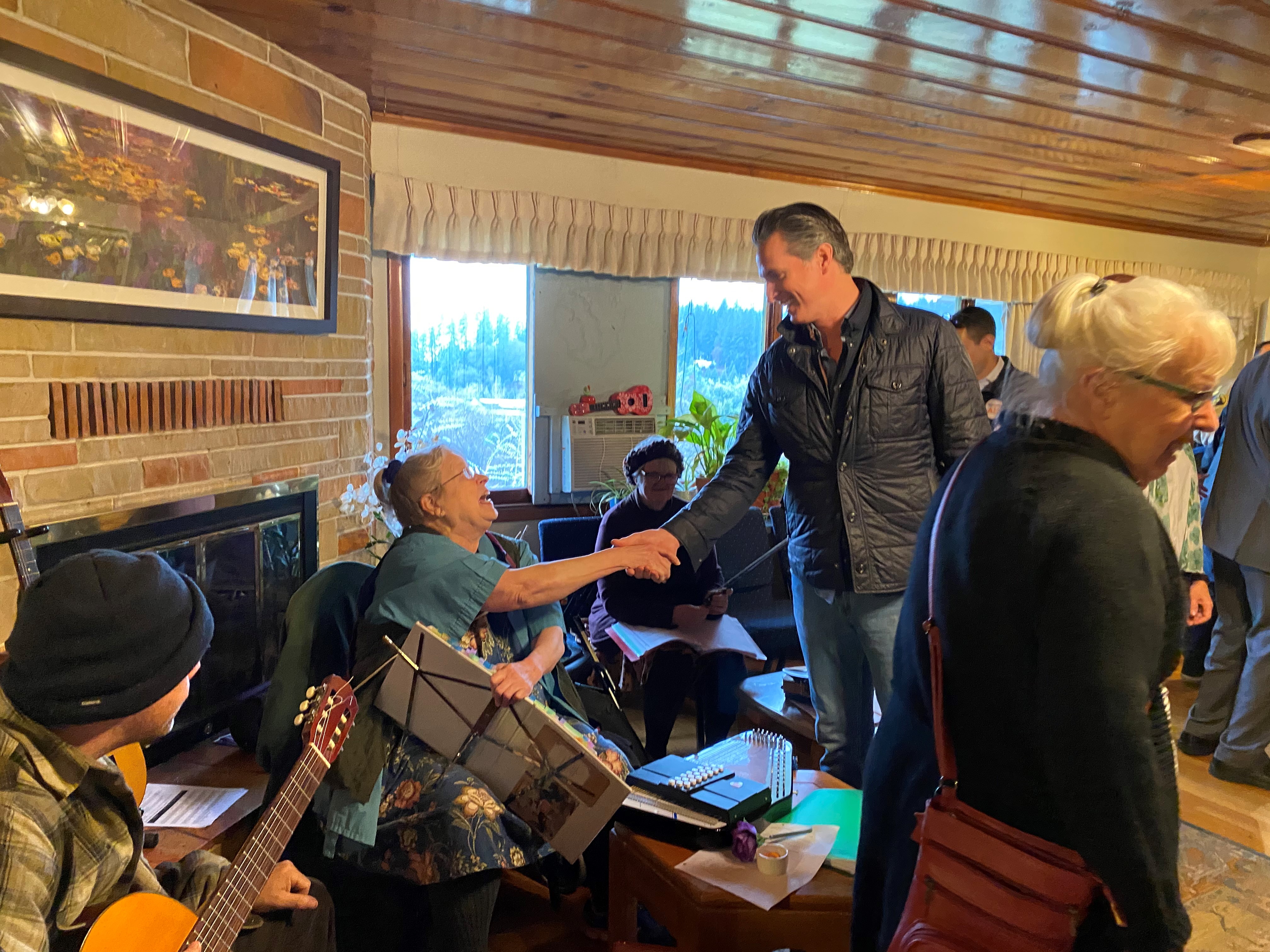 In Nevada County, Governor Newsom Kicks Off Weeklong Tour Meeting with Individuals Receiving Homeless Services  