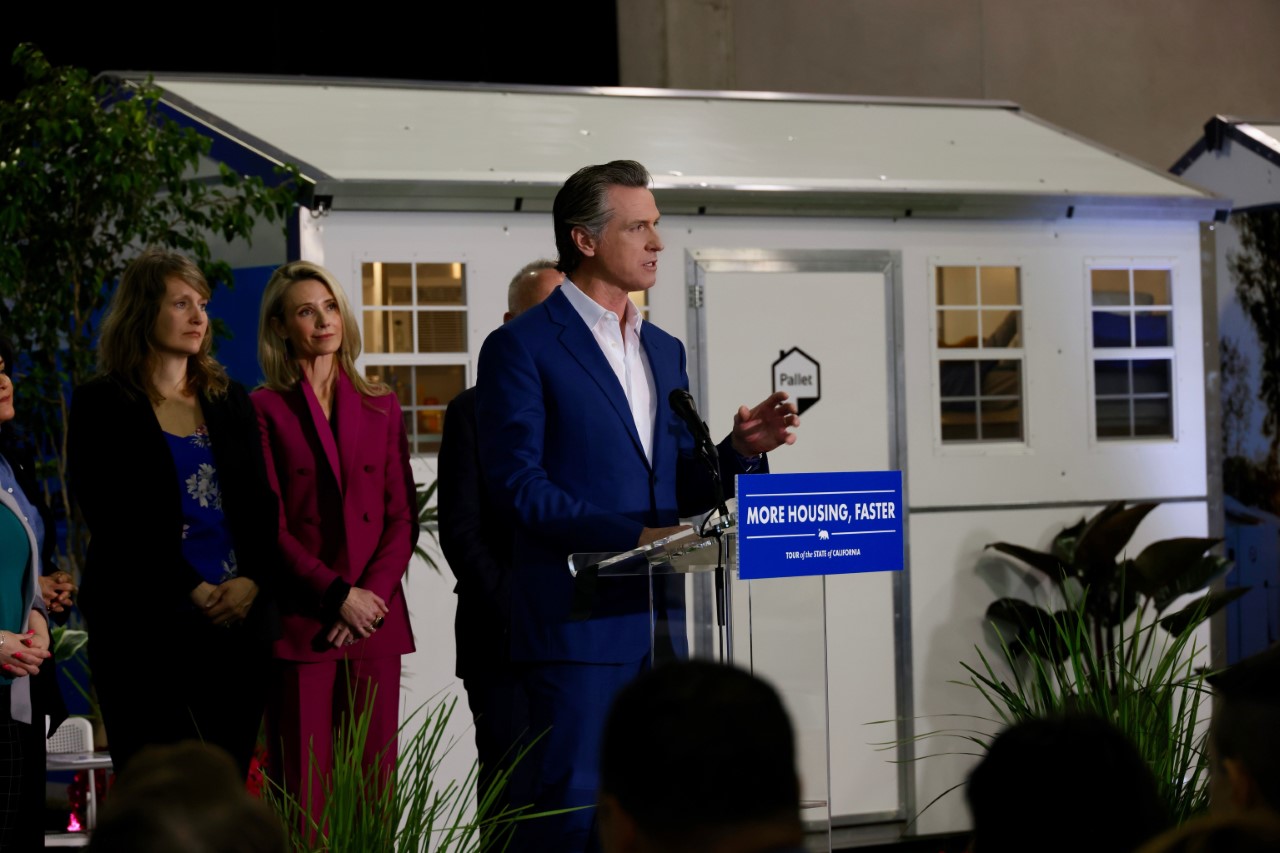 Governor Newsom Announces $1 Billion in Homelessness Funding, Launches State’s Largest Mobilization of Small Homes
