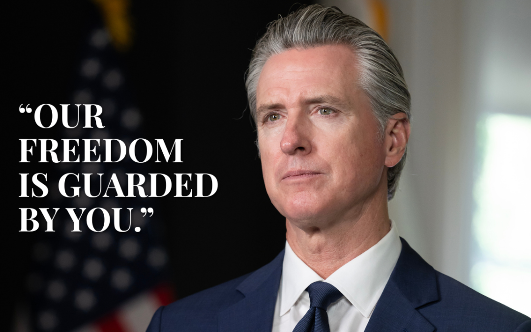 Gobernador Gavin Newsom conmemora el Día de la Independencia con una llamada a renovar la lucha por defender la democracia